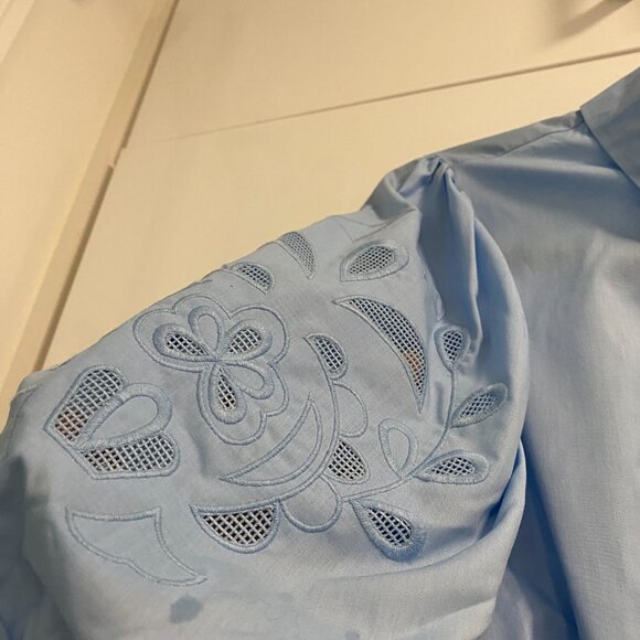 ✴️🏷️2/$20 •Vero Moda - Melio Tied Puff-Sleeve Embroidered Shirt Dress - Picture 4 of 6